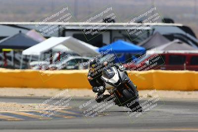 media/Apr-09-2022-SoCal Trackdays (Sat) [[c9e19a26ab]]/Turn 2 (1140am)/